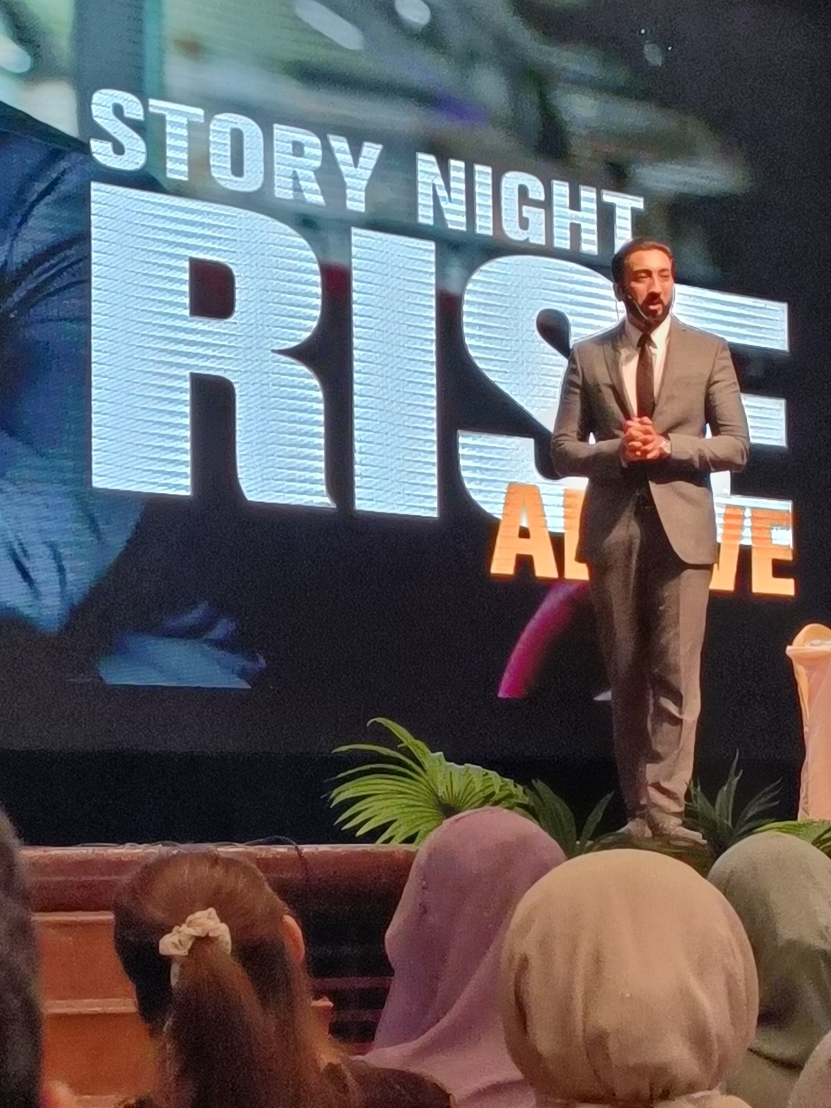 Story Night KL with Ustaz Nouman Ali Khan a&nbsp;Success